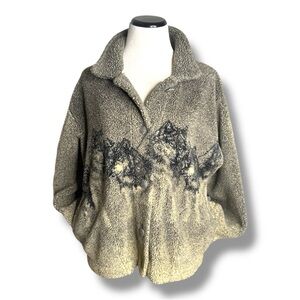 Vintage Country Clothing Co Mountains Wolf Print Teddy Jacket size M med